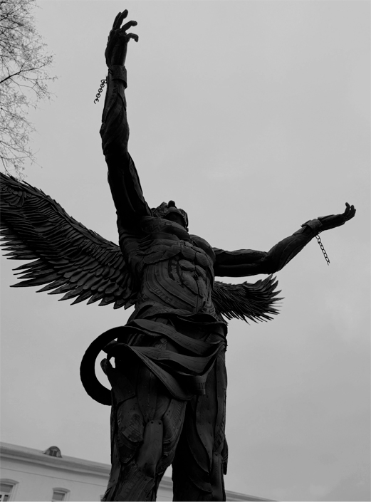 Арт-объект 1